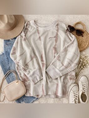 PINK Victoria’s Secret Sherpa Tie Dye Sweatshirt Size M Cozy Crewneck Pullover